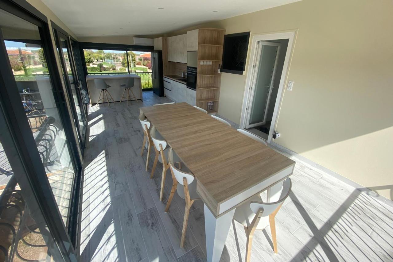 Chambre Dans Logement Partage Chez L Habitant Avec Piscine De 1 A 3 Chambres Grieges Kültér fotó